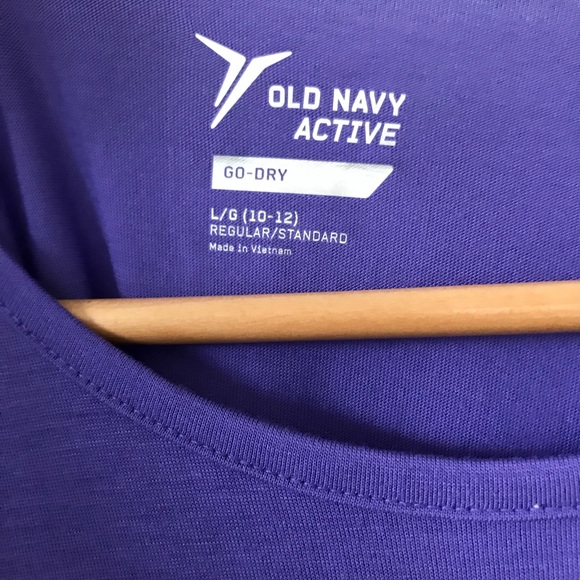 Old Navy Active Long Sleeve Side Tie Shirt - Picture 2 of 3